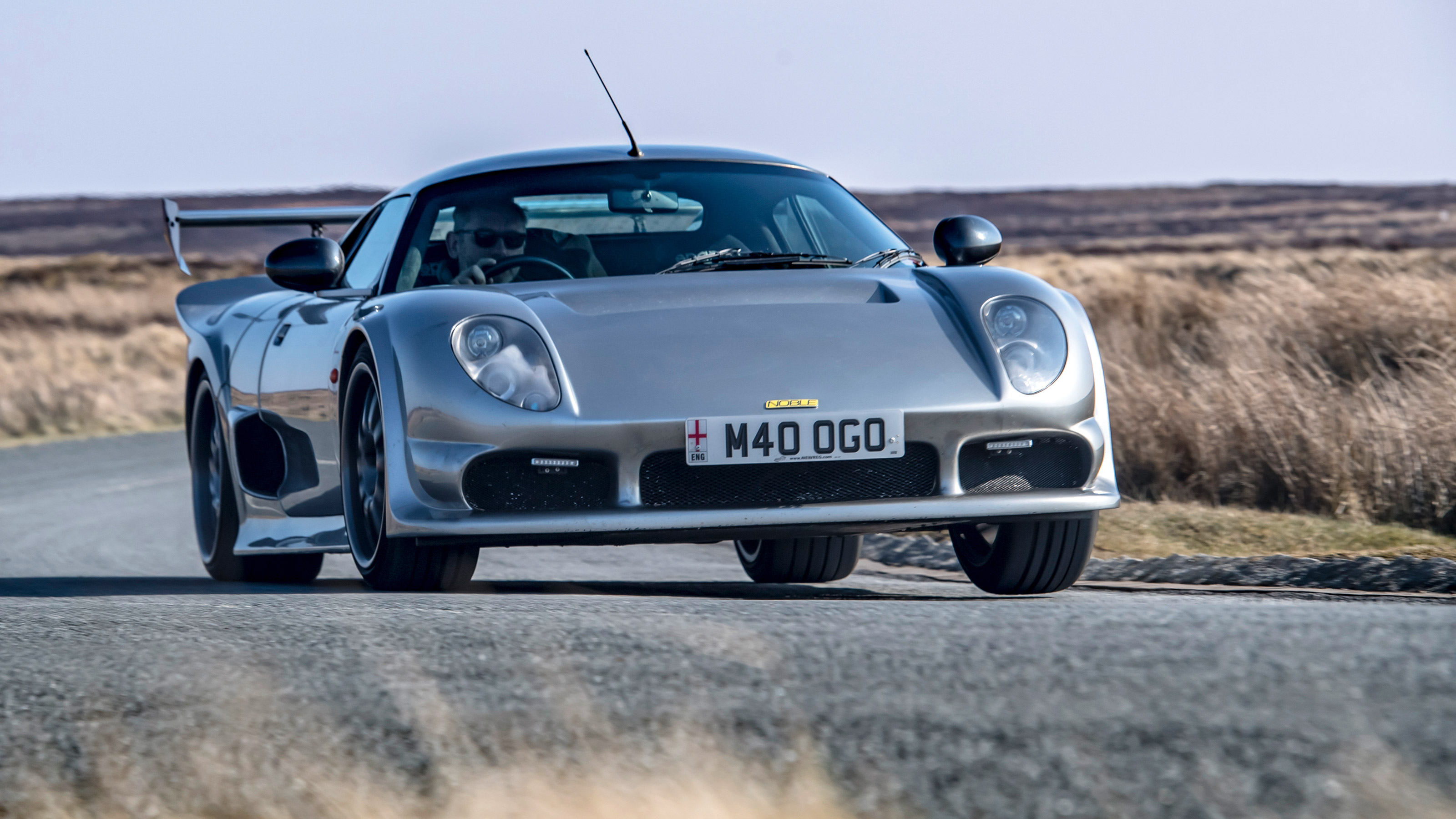 Noble M400: review, history and specs of an icon 2023 | evo